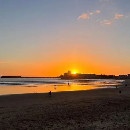 Studio A 100m De La Grande Plage Des Sables - 2 Pers 아파트
